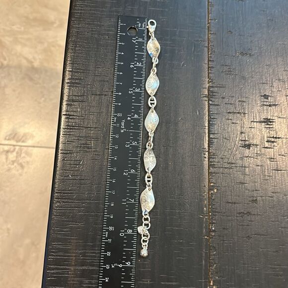 Brighton Twirl Silver Tone Swirl Boot Jack Western Boho Bracelet​​​ - Picture 7 of 8